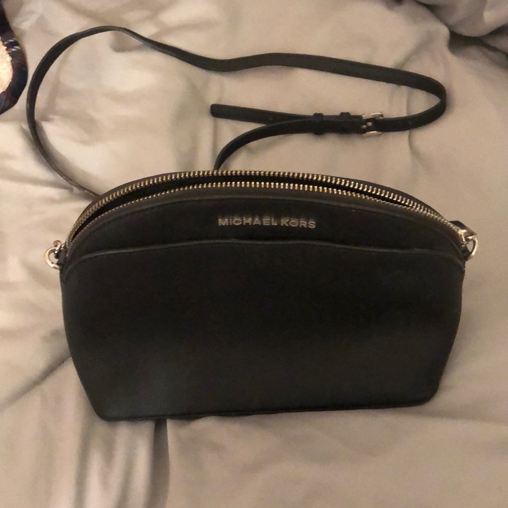 MK cross over purse